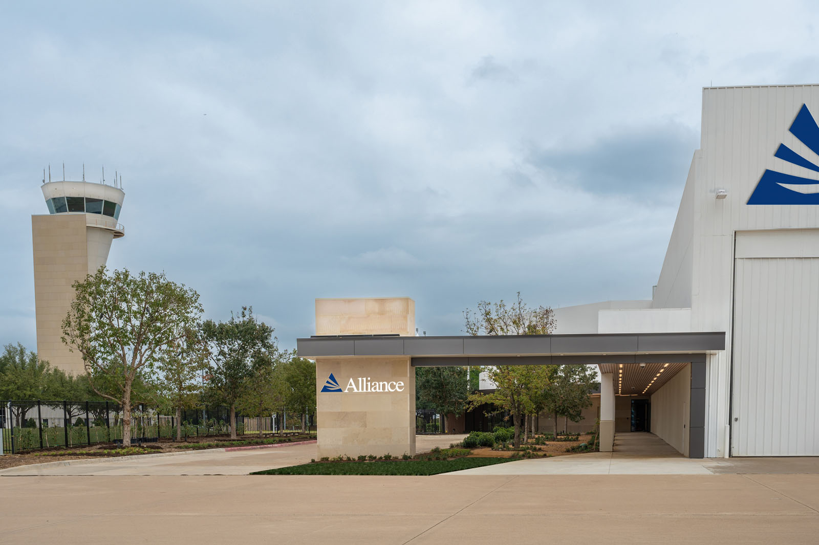 Alliance Aviation Services is set to unveil new FBO at Perot Field Fort Worth Alliance Airport thumbnail